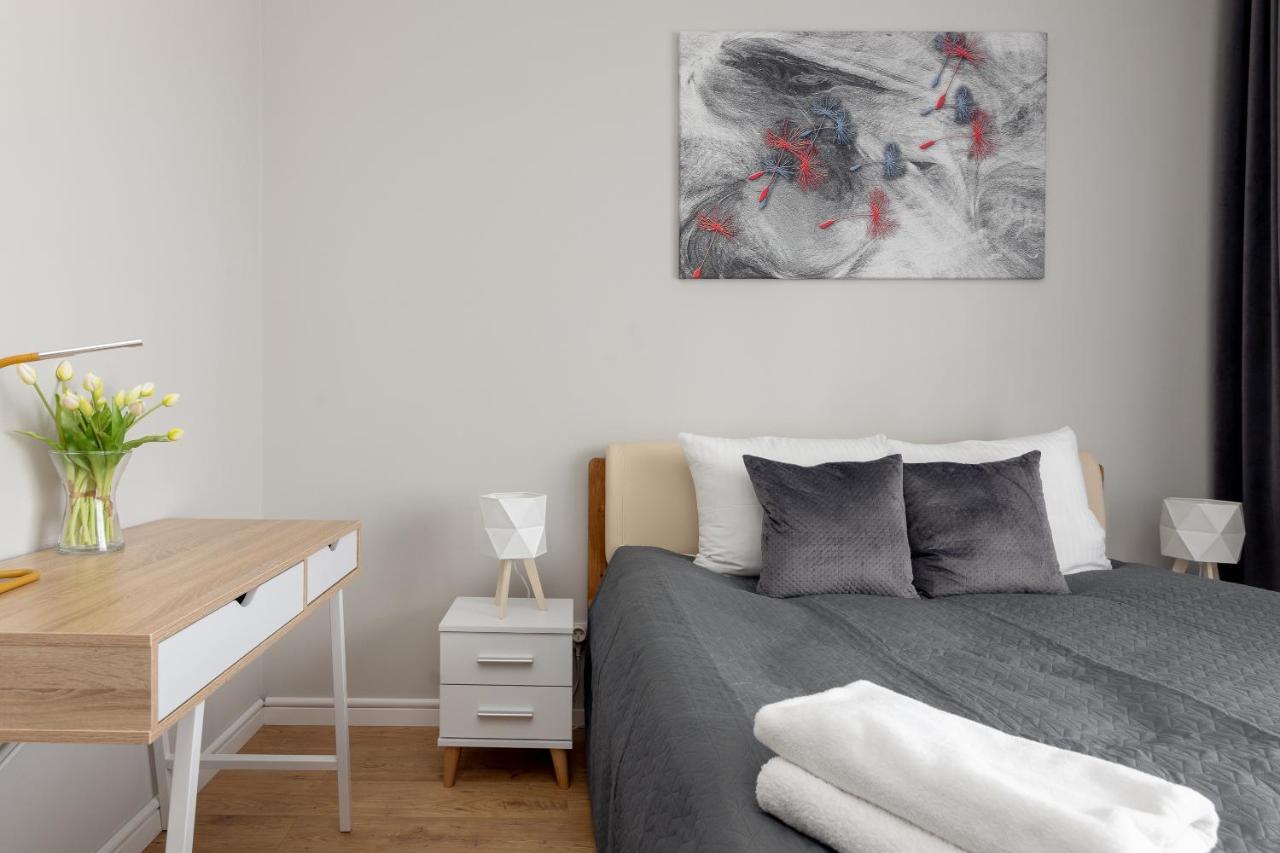 Wola Chic Silver Studio Varsovie Extérieur photo