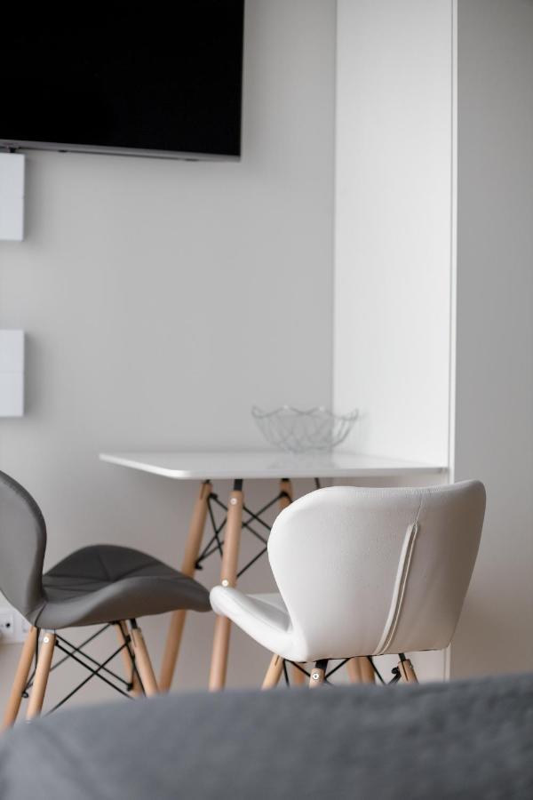 Wola Chic Silver Studio Varsovie Extérieur photo